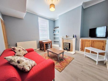 4 bedroom house share to rent - Photo 3