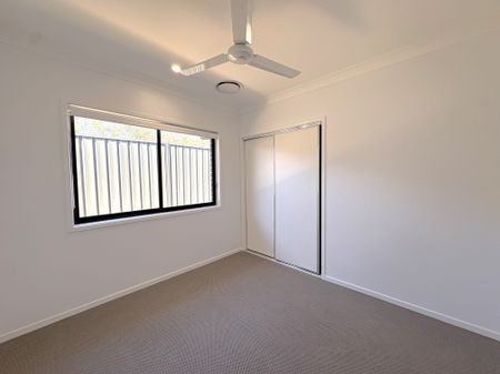 Brand New 3 Bedroom Family Home! - Photo 3