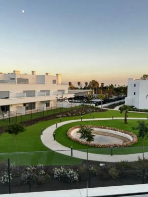 Alquiler de piso en Calle Flor de Saúco s/n - Photo 1