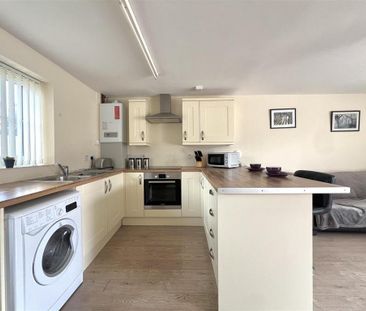 1 bedroom end of terrace house to rent - Photo 1