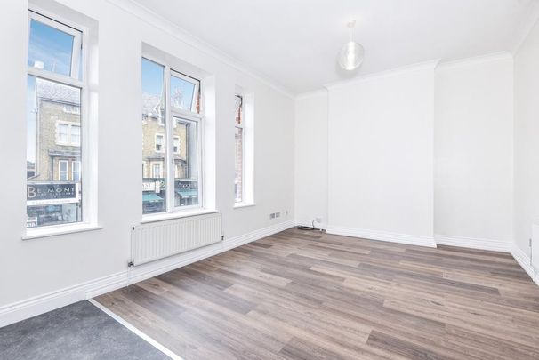 2 bedroom property to rent - Photo 1