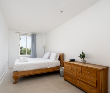 261 Hoxton Street - Photo 4