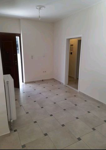 Διαμέρισμα για ενοικίαση Κέντρο Δροσιάς (Δροσιά) - Photo 4