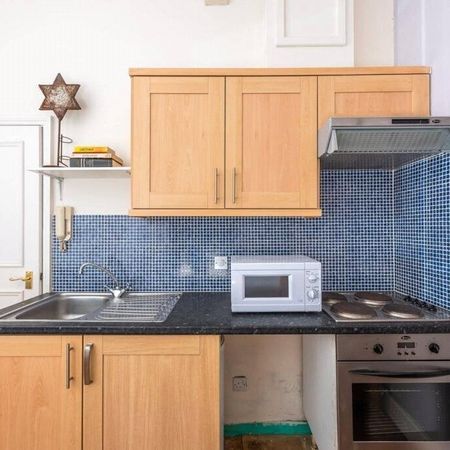 Collingham Place, London, SW5 studio to rent - Photo 3