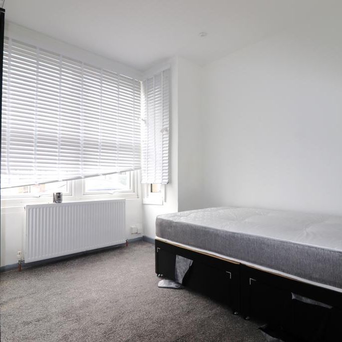 5 bedroom terraced house to rent - Photo 1