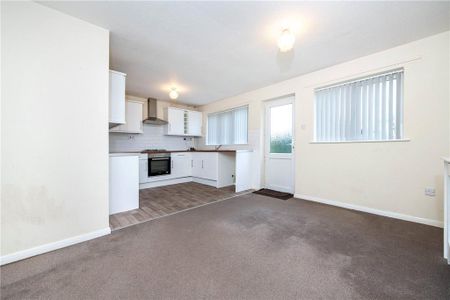 3 bedroom bungalow to rent - Photo 4