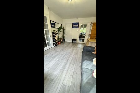 1 Bed Maisonette, Whisperwood Close, HA3 - Photo 5