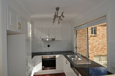Townhouse in Ideal Location - Photo 3