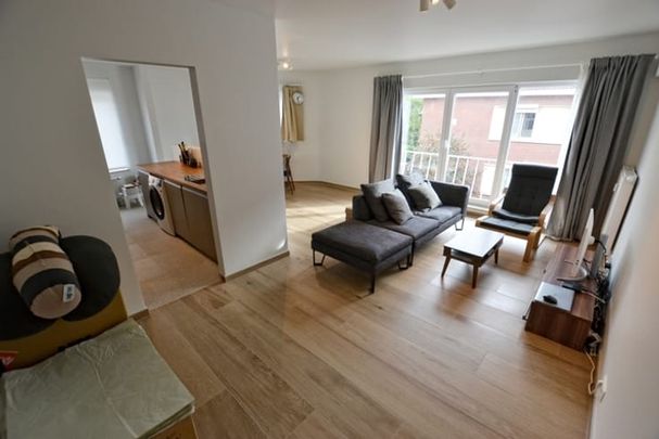Appartement te huur - Foto 1