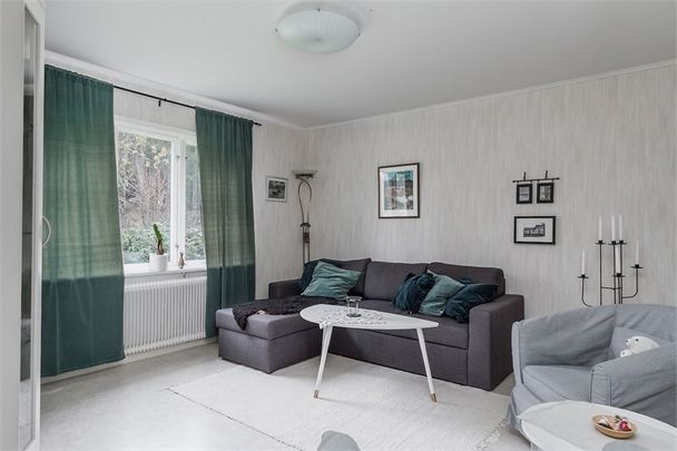 Enebacken, Lakene - Foto 1