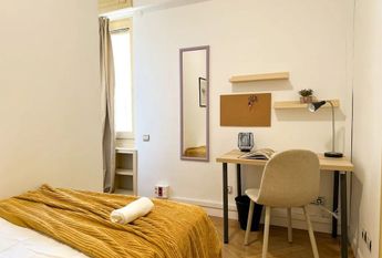 Calle de la Princesa, Madrid, Community of Madrid 28008