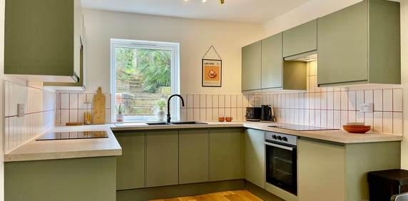 Woodbridge Road Room 4 - Photo 2