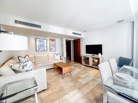 Young Street, Kensington, W8 5EH, London - Photo 1