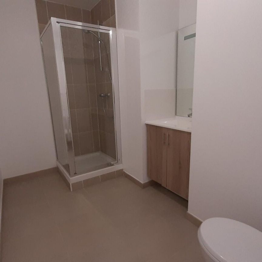 location Appartement T1 DE 39.3m² À COLOMBES - Photo 1