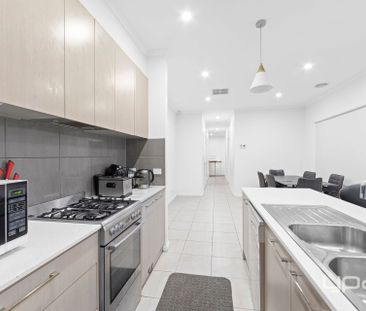 QUALITY LIVING IN A PRIME LOCATION - Photo 3
