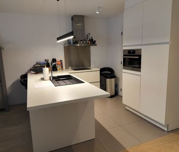 Centraal gelegen appartement met twee slaapkamers, autostaanplaats ... - Photo 6