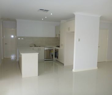 Modern Balga Villa Living - Photo 3