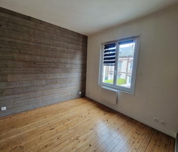 Barentin centre, appartement situé au 1er étage, une chambre - Photo 2