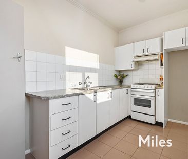 1/100 St Elmo Road, Ivanhoe - Photo 1