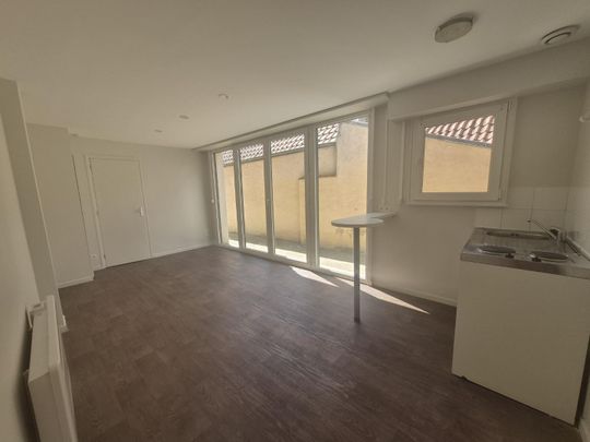 Location Appartement 1 pièce 23m² ARQUES 62510 - Photo 1