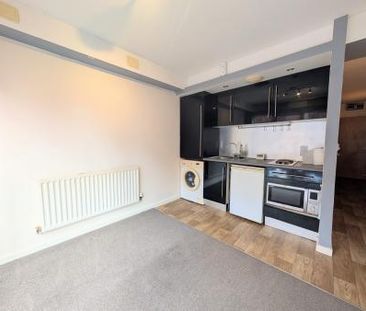 Bath Road, Kettering, NN16 - Photo 6