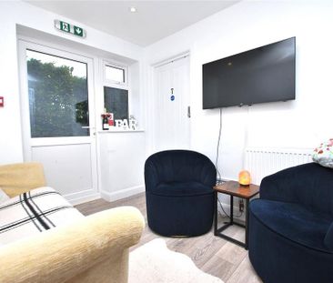 7 bedroom end of terrace house to rent - Photo 1