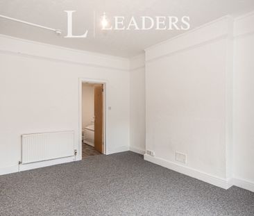 studio to rent Old Christchurch Road, Bournemouth, BH1 - Photo 3