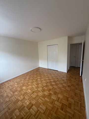 For Lease - 972 Eglinton Avenue Unit# 305, Toronto, Ontario - Photo 3