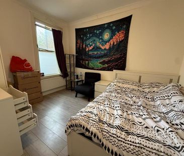 5 bedroom terraced house to rent - Photo 5