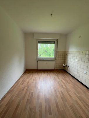 teilrenovierte 1-Zimmerwohnung in Stadtrandlage von Wuppertal-Katernberg - Photo 1