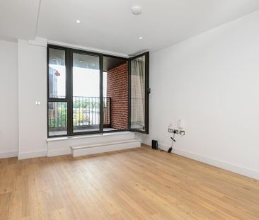 Studio to rent - Photo 6