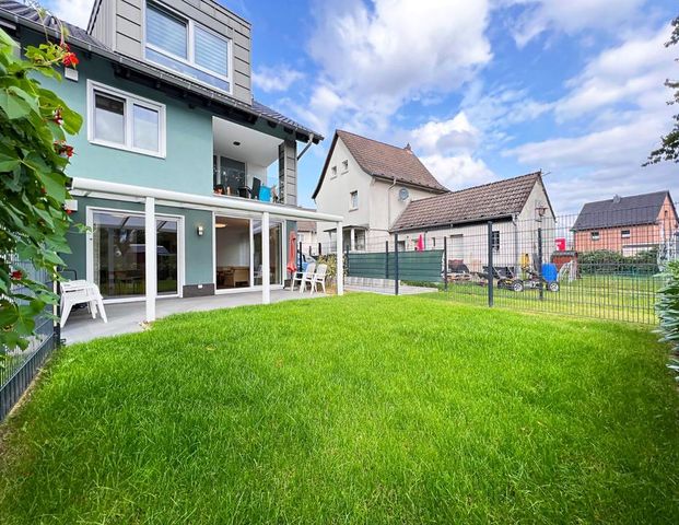 Modern. Offen. Geborgen. Neuwertige 2-Zimmer-Erdgeschosswohnung mit Terrasse & Garten in Niederkassel - Foto 1