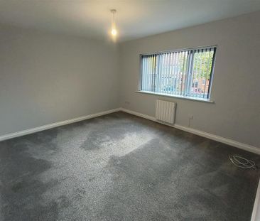 2 bedroom property to rent - Photo 2