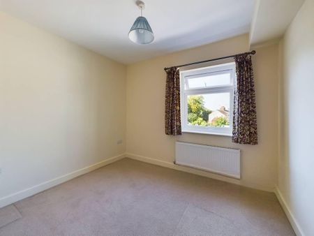 2 bedroom terraced house to rent - Photo 3