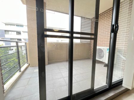 2 bed apartment for lease - Photo 3