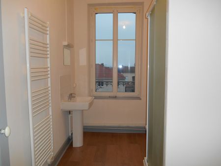 Location Appartement 2 pièces 42m² - Photo 2