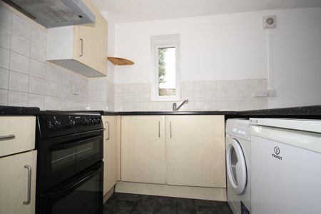1 bedroom terraced house to rent - Photo 3