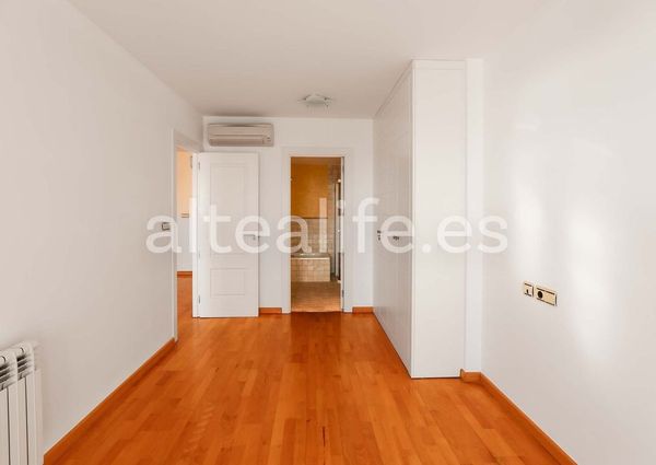 Cap-negret, Altea, Valencian Community 03590