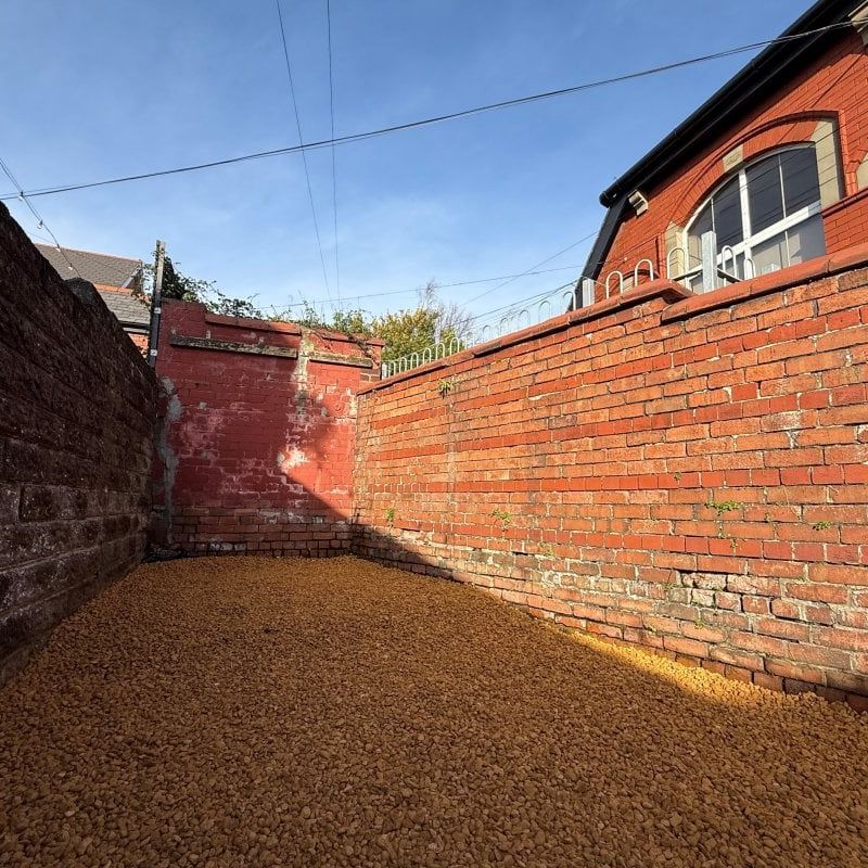 St. Pauls Avenue - Photo 1