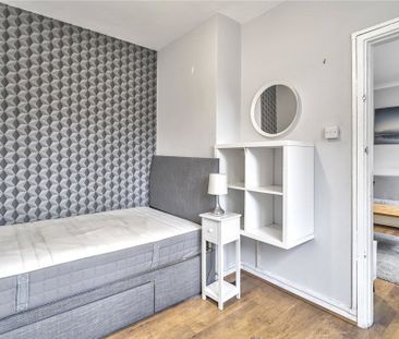 Blair House, Stockwell Gardens Estate, SW9 - Photo 5