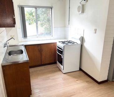 CLOSE TO EVERYWHERE @$495 per week - Photo 6