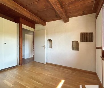 APPARTEMENT DUPLEX DE 3½ PIECES AVEC CARACTERES HISTORIQUES - Photo 2