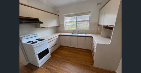 Stunning Leabrook! - Photo 4