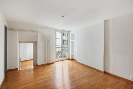 Appartement lumineux de 2,5 pièces en duplex au cœur de la vieille ville - Photo 4