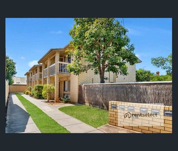 Choice Location * Stunning Presentation * Secure Parking - Photo 5