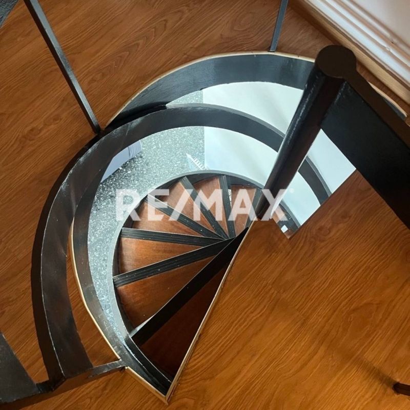 Μεζονέτα στο κέντρο της πόλης - Φωτογραφία 1