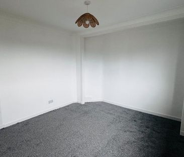 2 bedroom maisonette to rent - Photo 3