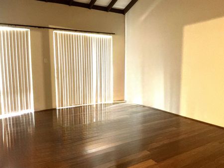 38 Acheson Crescent, Woodvale, WA - Photo 2