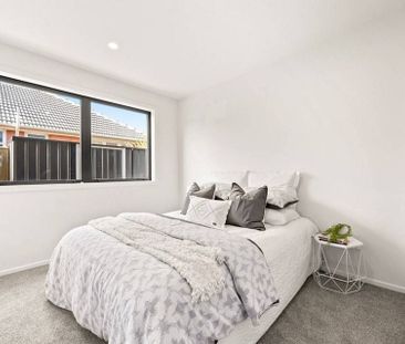 Brand new stylish house with great location - Photo 6