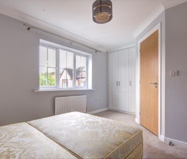 3 bedroom semi-detached house to rent - Photo 5